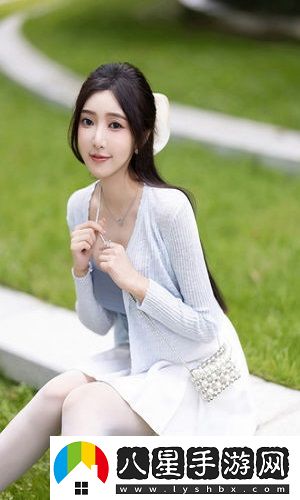 雙龍入侵1V2:體驗(yàn)緊張刺激的戰(zhàn)斗與策略對(duì)決,讓?xiě)?zhàn)斗的樂(lè)趣倍增。