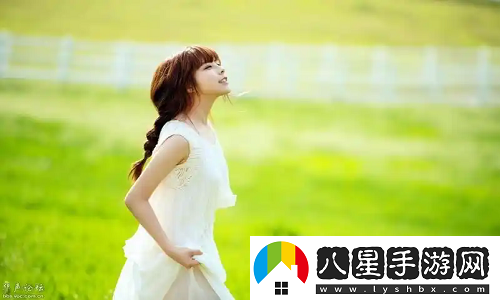 女班長被C扒衣服