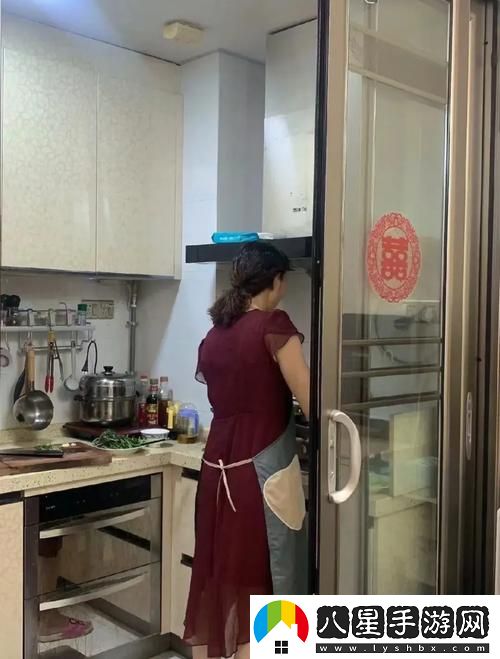 在姨母家的客廳最新動態(tài)